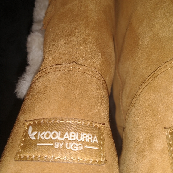 STYLISH AND ATTRACTIVE UGG "KOOLABURRA" KINSLEI BOOTS SIZE 8 - Picture 6 of 15